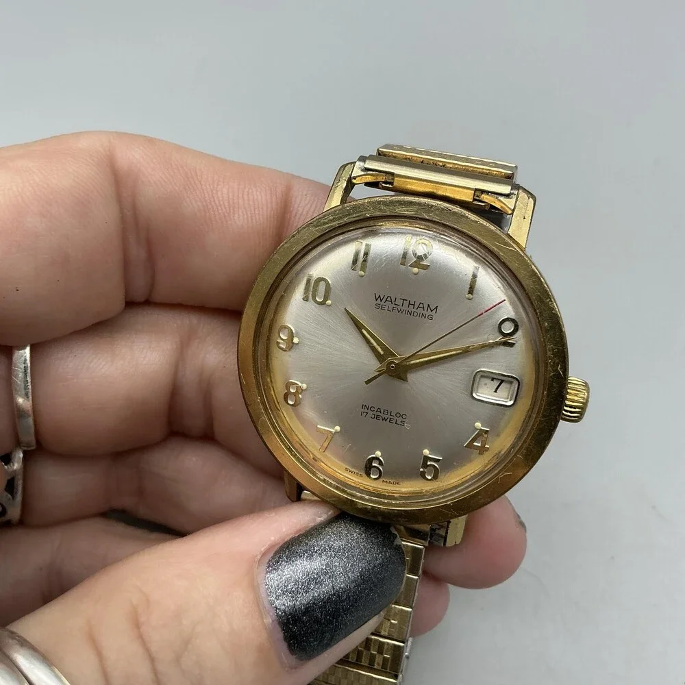 Vintage Waltham Mens Watch 36mm Gold Tone Automatic Date NON WORKING For Parts